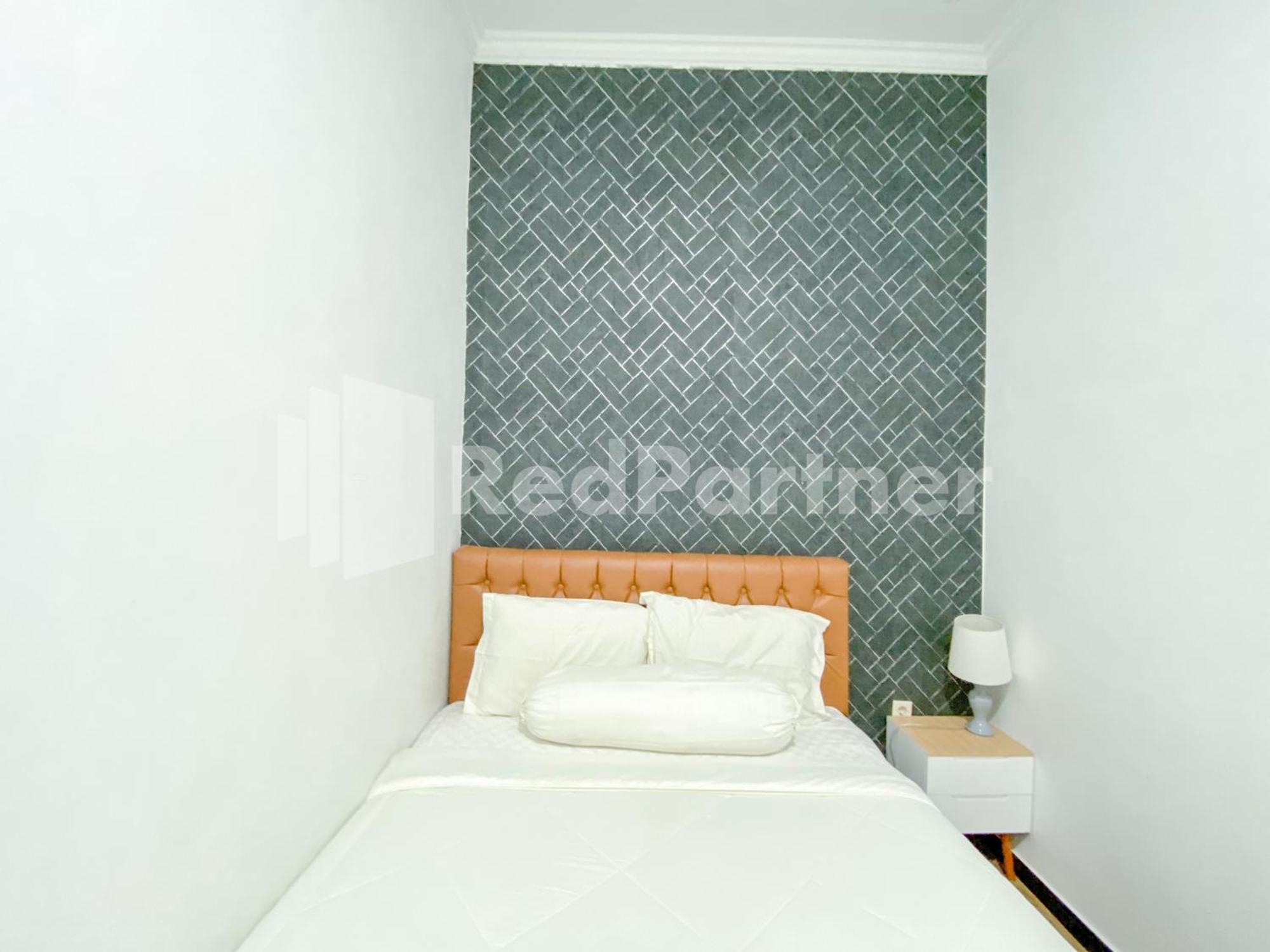Готель House N Coffee 55 Temanggung Redpartner Екстер'єр фото